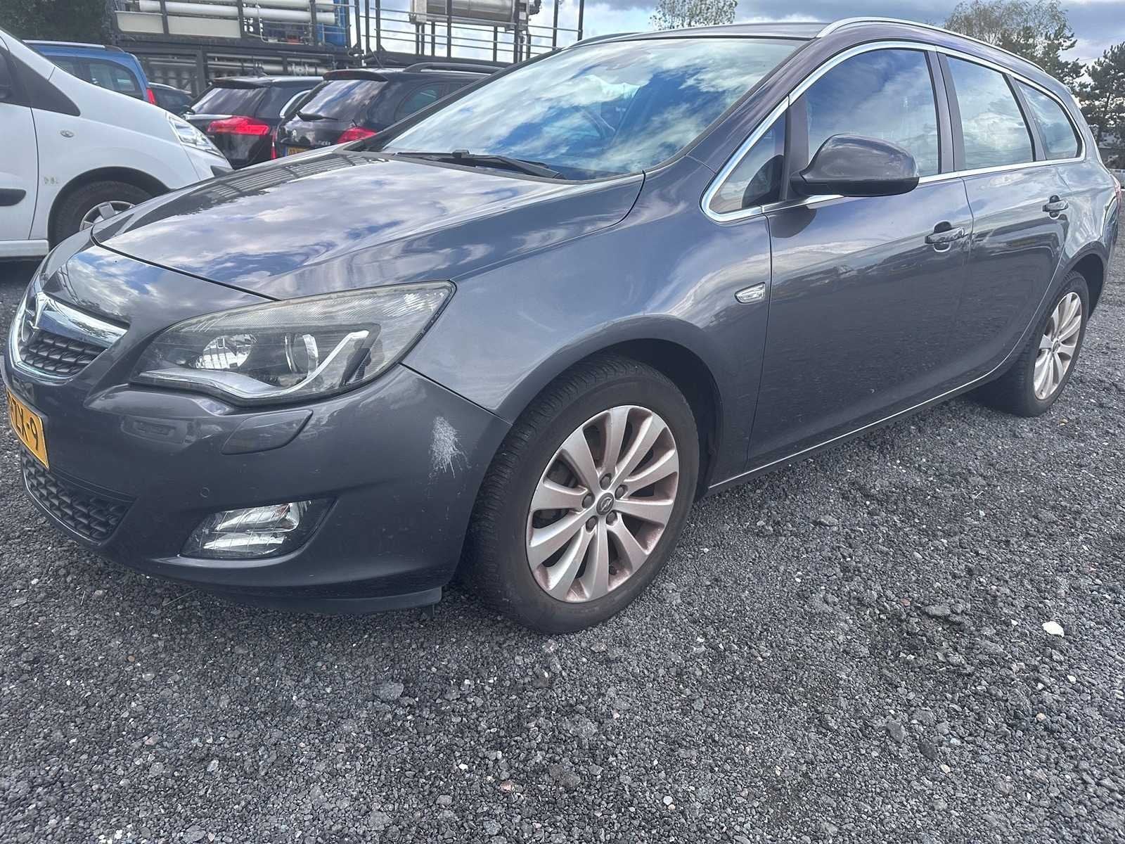2011 - Opel - Astra Sports Tourer - 1.4 Cosmo - 91-PZX-9, Auto's, Voorwielaandrijving, Euro 5, 101 pk, Gebruikt