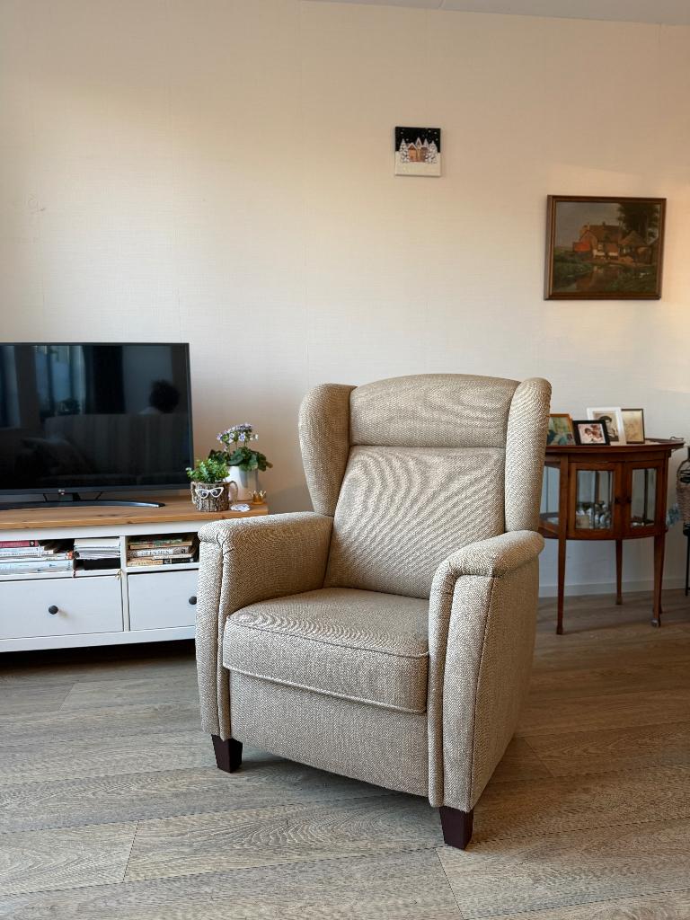 Fauteuil, Ophalen, Minder dan 75 cm, Zo goed als nieuw, Stof