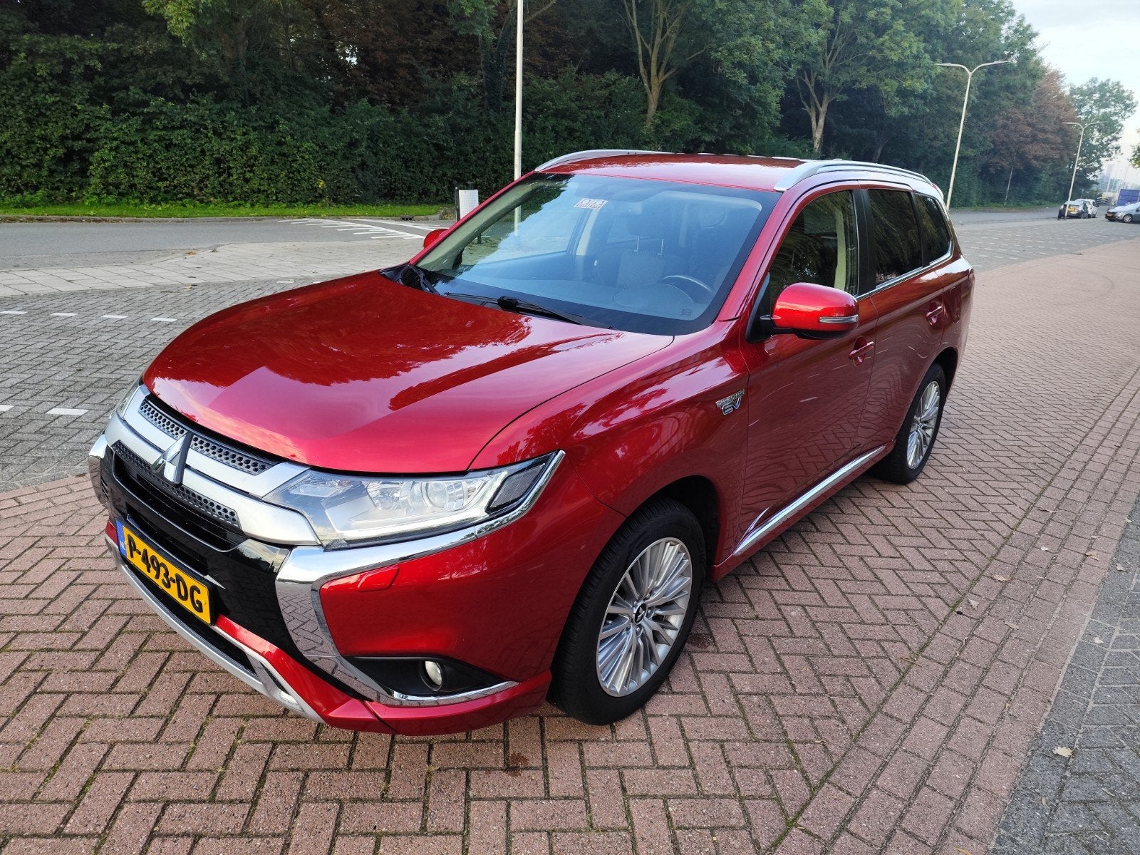 Mitsubishi Outlander 2.4 Dohc Mivec Phev 240pk 4WD Aut 2020, Auto's, Automaat, Outlander, 4 cilinders, 1865 kg