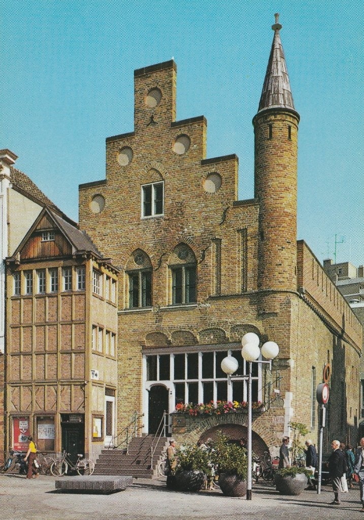 DEN BOSCH De Moriaan Markt, Verzamelen, Ansichtkaarten | Nederland, Gelopen, Noord-Brabant, 1960 tot 1980, Verzenden