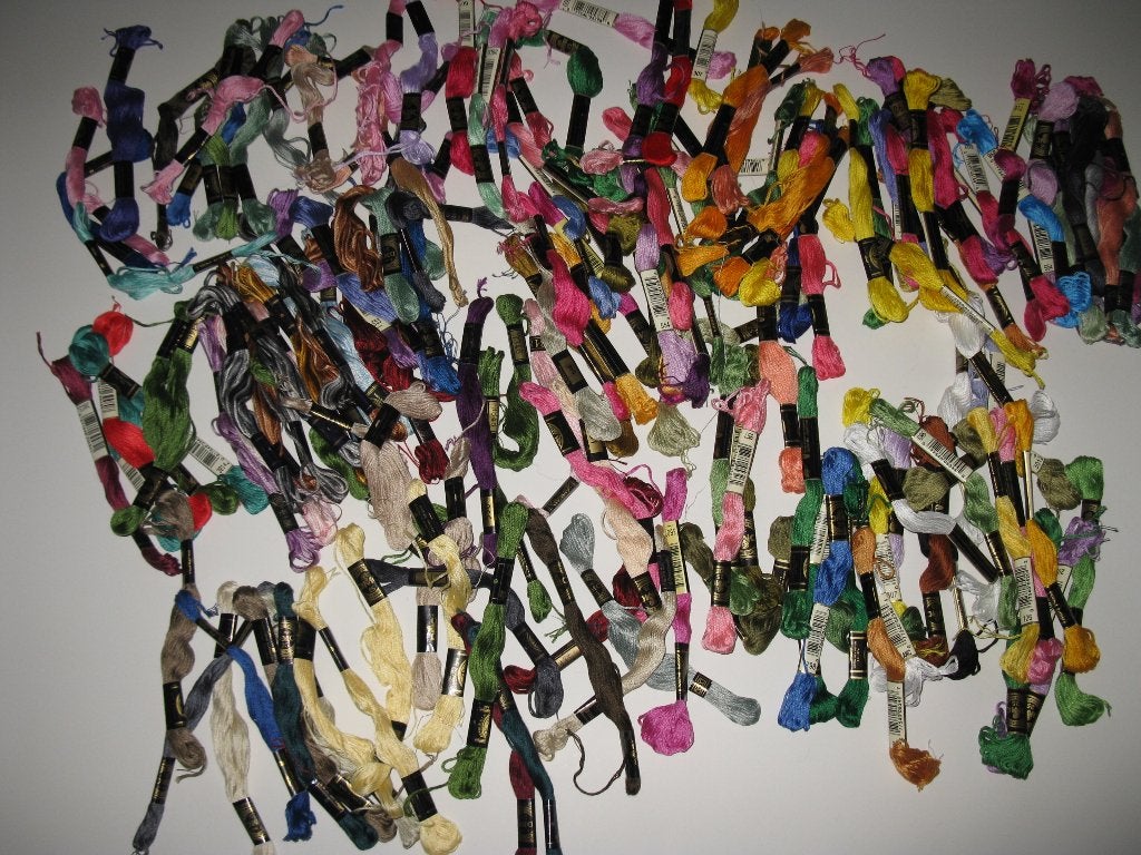 Dmc splijtzijde 282 strengetjes, kleurenkaart., Ophalen of Verzenden, Nieuw, Borduurgaren of Zijde