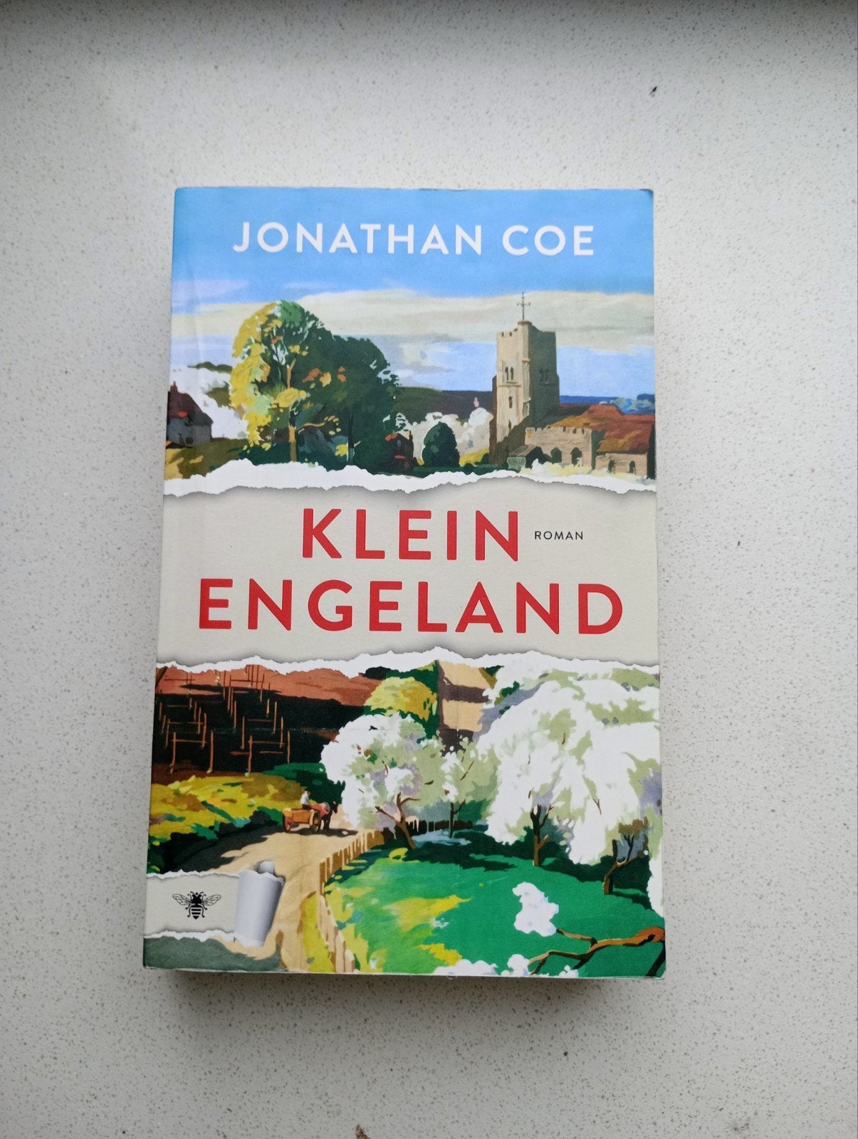 Klein Engeland - Jonathan Coe, Boeken, Ophalen of Verzenden, Gelezen