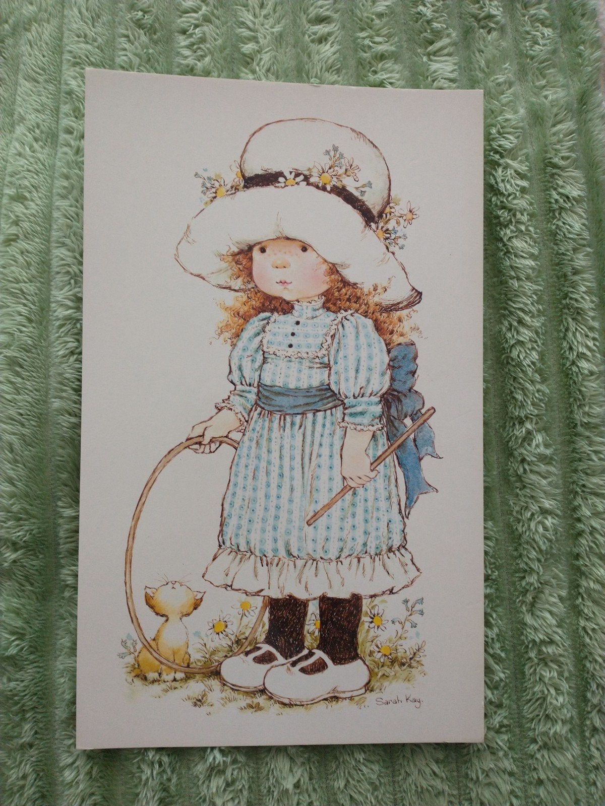 Vintage Sarah Kay Prent Meisje met Hoepel en Hondje, Ophalen of Verzenden, Voor 1940, Gebruikt