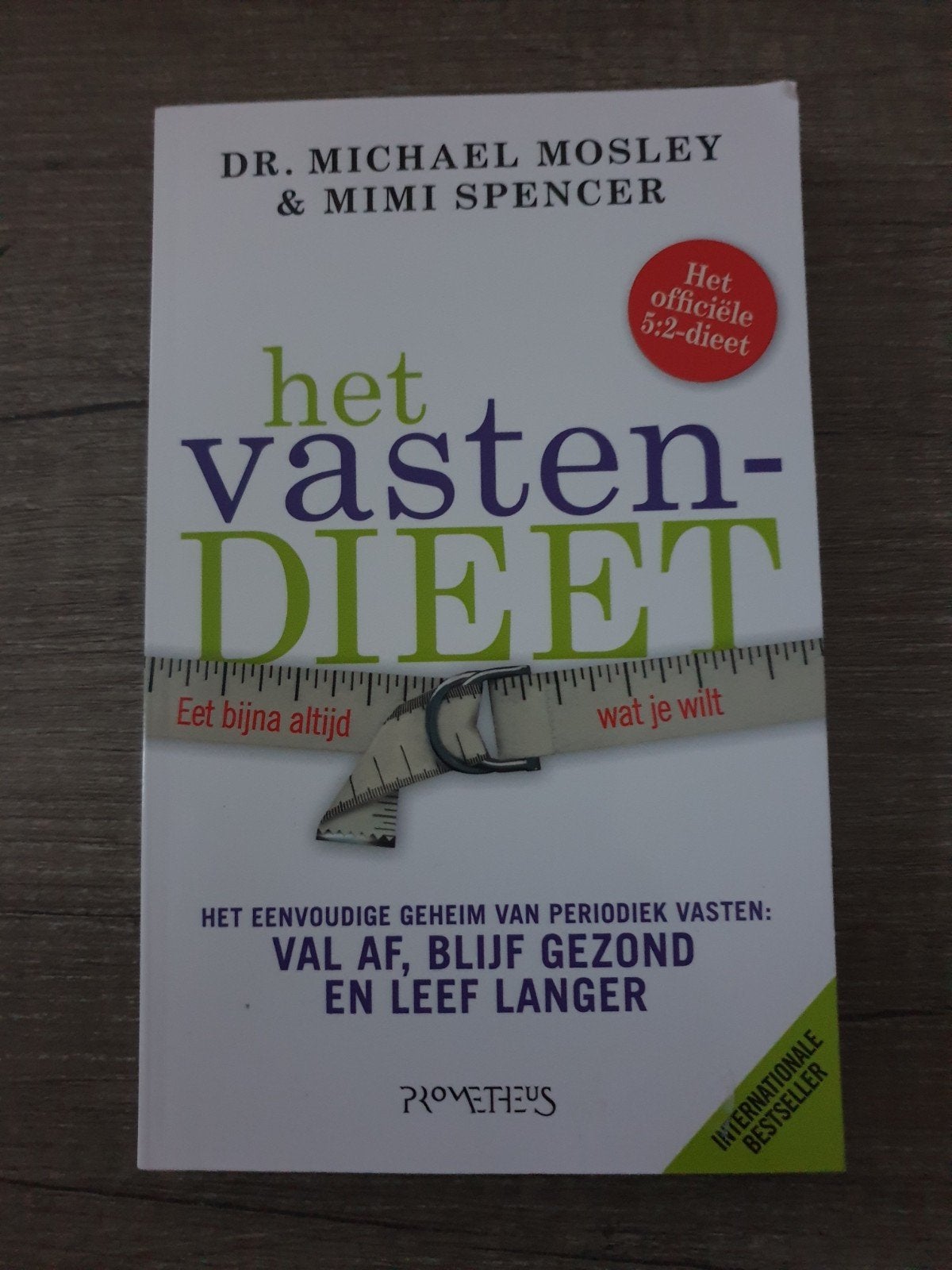 Het Vasten Dieet - Dr. Michael Mosley & Mimi Spencer, Boeken, Ophalen of Verzenden, Gelezen