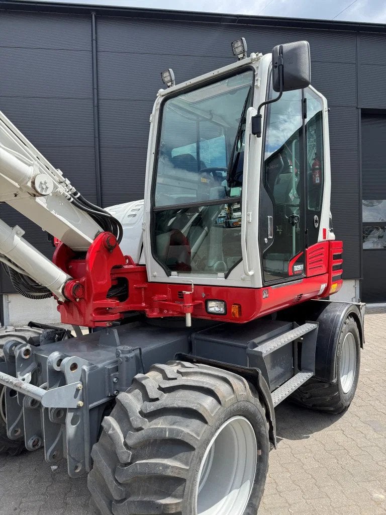 Takeuchi TB295W 2300 uur DKS ! (bj 2018), Graafmachine