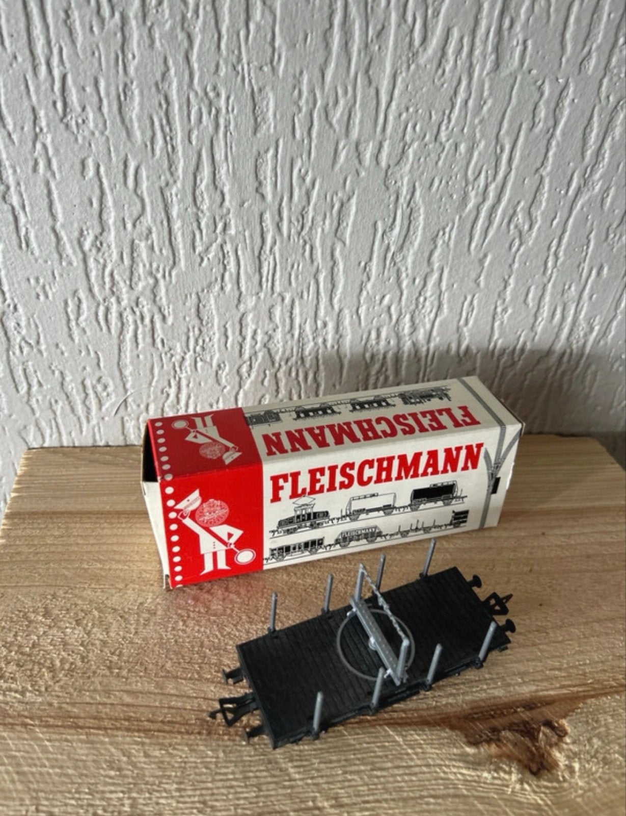 Fleischmann 5015 H0 Platte wagen met rongen in originele doo, Hobby en Vrije tijd, Modeltreinen | H0, Gelijkstroom, Verzenden