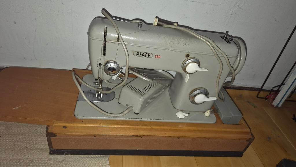 Naaimachine, Ophalen of Verzenden