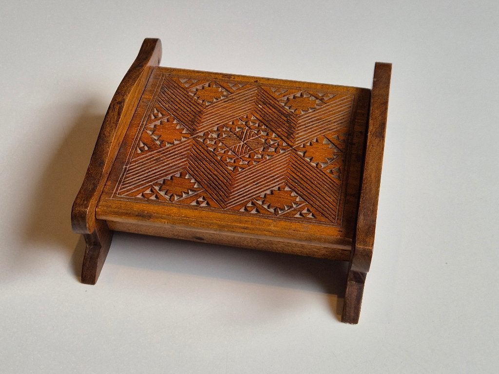 Vintage handgesneden kistje himalayan style, Ophalen of Verzenden