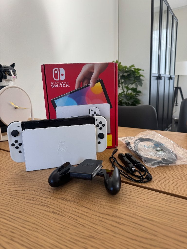 Nintendo Switch OLED + Originele doos