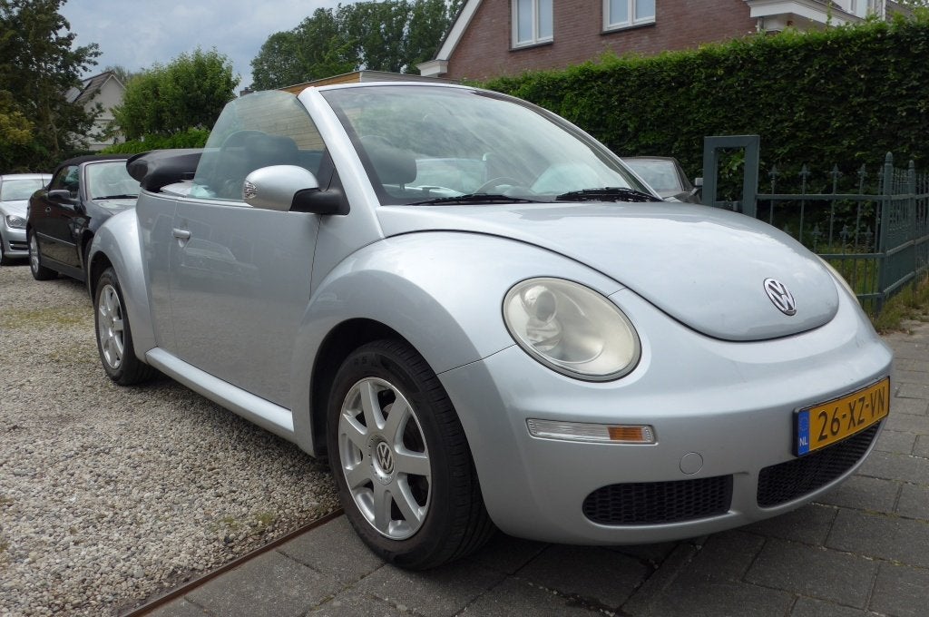 Volkswagen New Beetle Cabriolet 1.6 Trendline Nwe cabriotop, Auto's, 13 km/l, Gebruikt, Beetle (Kever), 4 cilinders