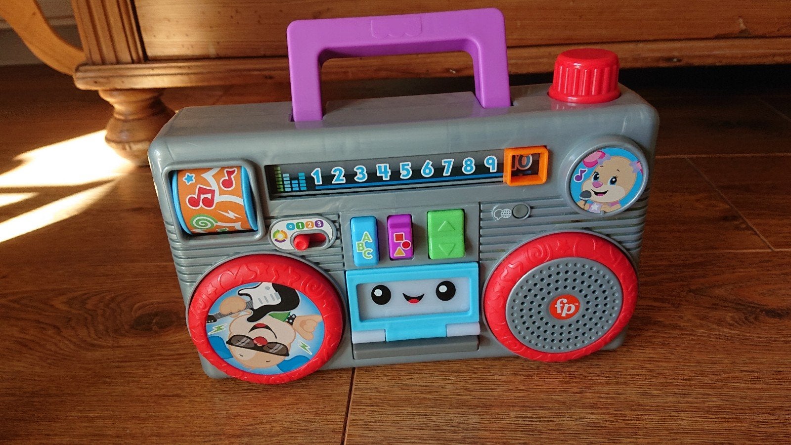 Fisher-Price radio met Geluid en Licht, Ophalen, Zo goed als nieuw, Overige typen, Met licht
