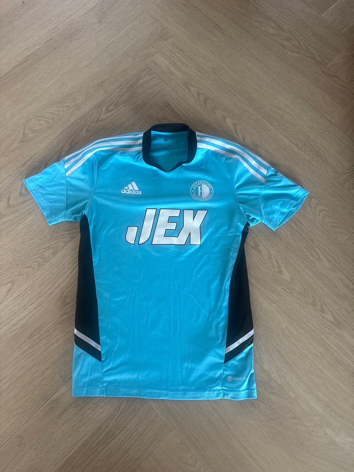 Feyenoord trainingshirt Adidas JEX - Maat M, Ophalen of Verzenden, Zo goed als nieuw, Voetbal, Maat 48/50 (M)