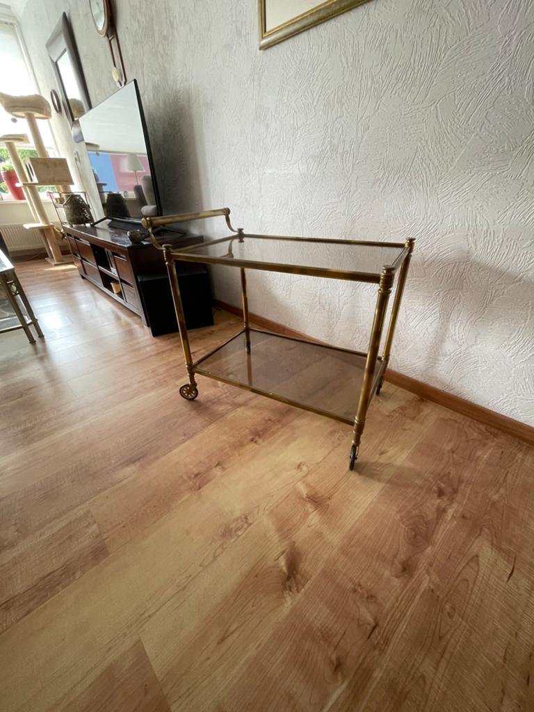 Serveerwagentje messing kleur, Gebruikt, Metaal of Aluminium, 55 tot 75 cm, 60 cm of meer