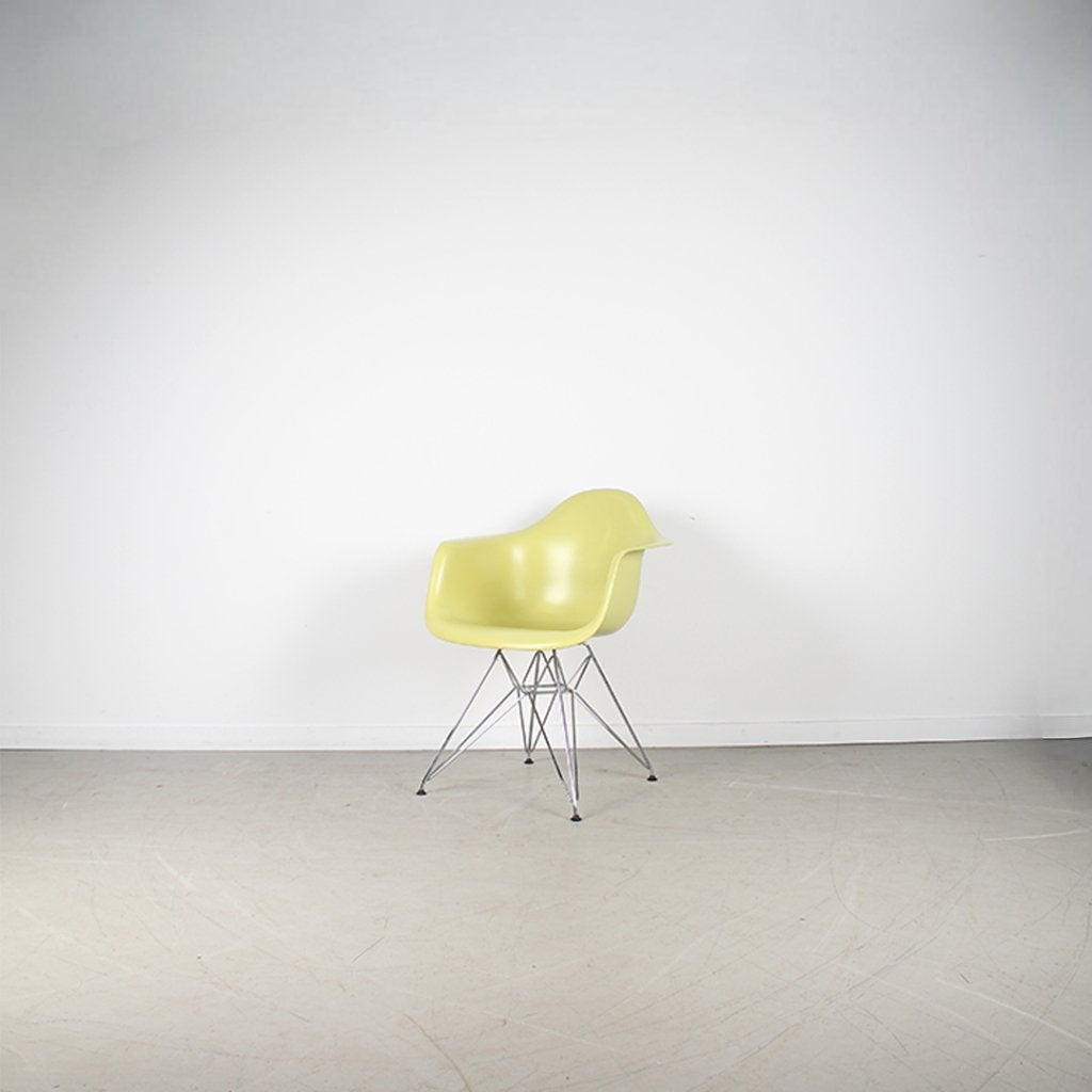 29x Vitra Eames DAR Kuipstoel Limoen – Chroom, Niet ingevuld, Gebruikt, Niet ingevuld, Ophalen of Verzenden