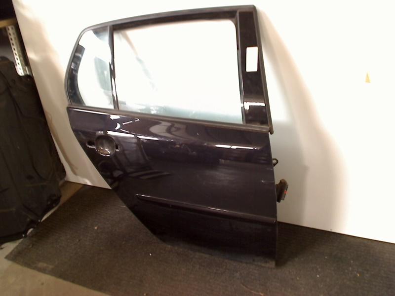 Portier Rechts Achter golf 5 LC9Z Volkswagen Golf V (1K1), Gebruikt, Volkswagen, Volkswagen AG, Kundenbetreuung@volkswagen.de