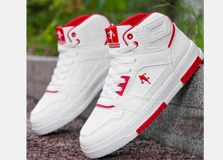 Stoere hoge sportschoenen voor heren met dikke zolen