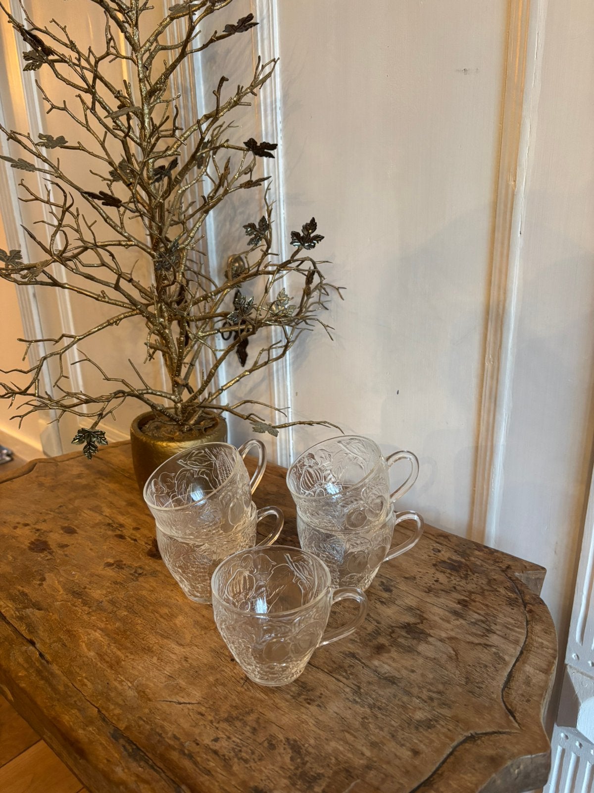 Kopjes bewerkt glas fruit dessin, vintage, zgan, Antiek en Kunst, Ophalen of Verzenden