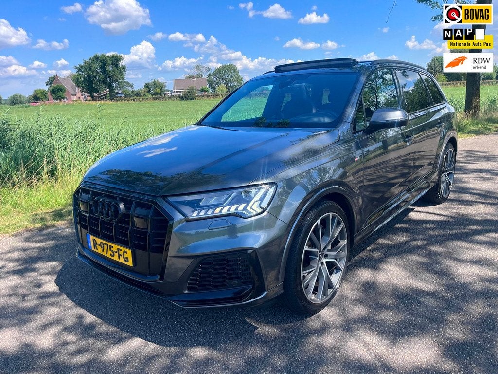 Audi Q7 55 TFSI e quattro Pro Line S Pano luchtvering 1e eig, Auto's, Audi, Automaat, Gebruikt, Euro 6, 2995 cc