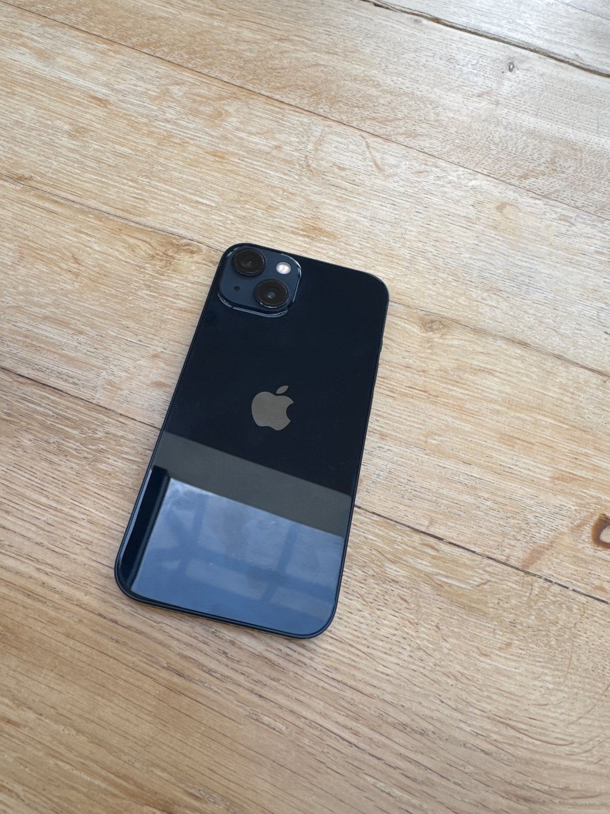 iPhone 13 Donkerblauw - 86% Batterij - Zo goed als nieuw, 128 GB, 86 %, Blauw, IPhone 13