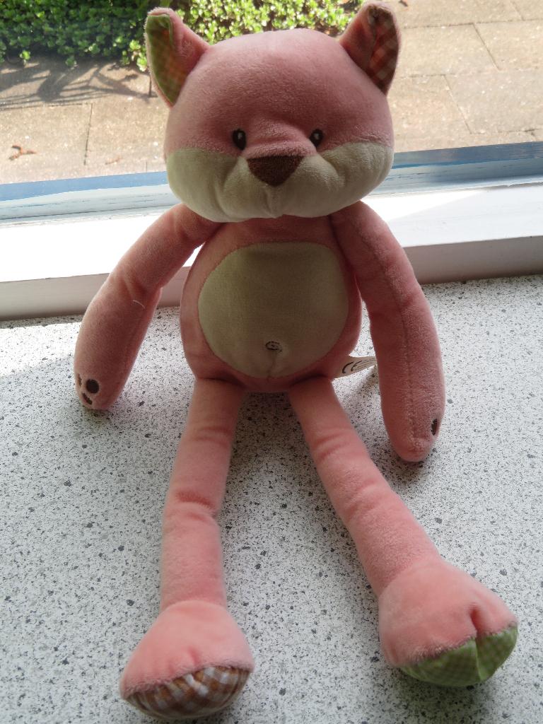 Vos poes merk Evora van Kruidvat zacht roze crème velours, Ophalen of Verzenden, Zo goed als nieuw, Wasbaar, Middelgroot (20 tot 80 cm)