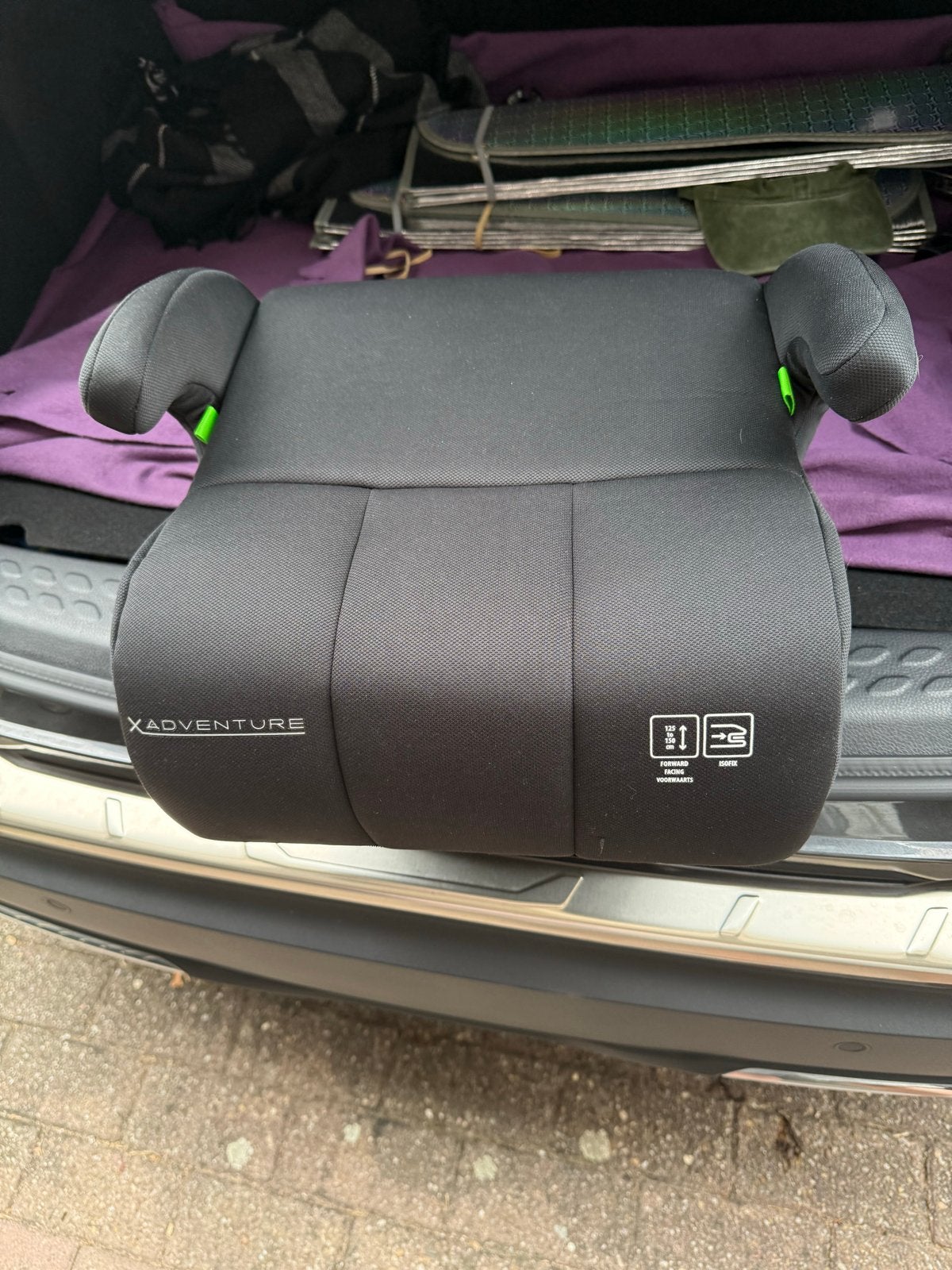 XADVENTURE Kinderzitje - Zwart, Zo goed als nieuw, Autogordel of Isofix, 22 t/m 36 kg, Zo goed als nieuw, Ophalen