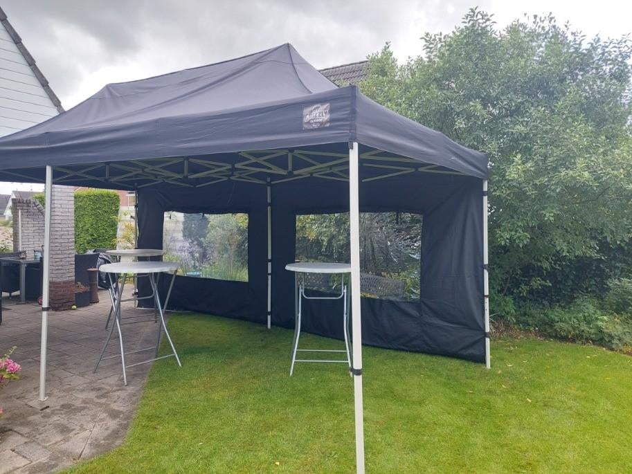 Easy up 3x6 partytent huren #verhuur €65 per weekend, Ophalen, Opvouwbaar, Info@kampera.nl, Partytent