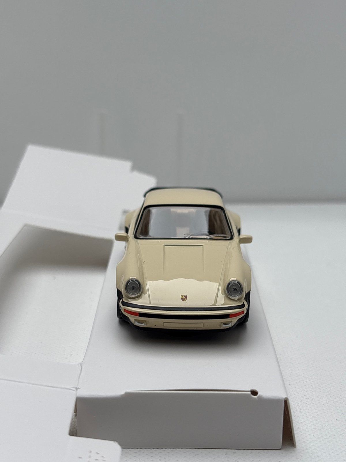Norev Porsche 911 Turbo - Crème schaalmodel, Auto, Nieuw, Norev, Ophalen of Verzenden