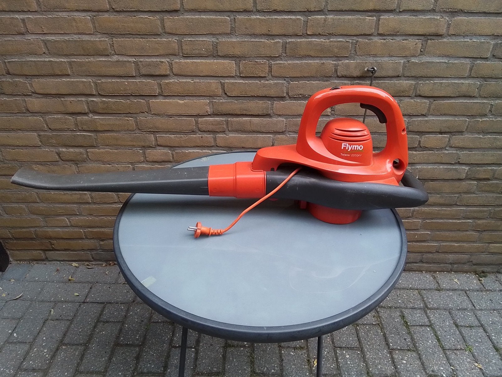 Flymo Twister 2200XV Bladblazer, Ophalen, Gebruikt, Met opvangzak, Handgedragen