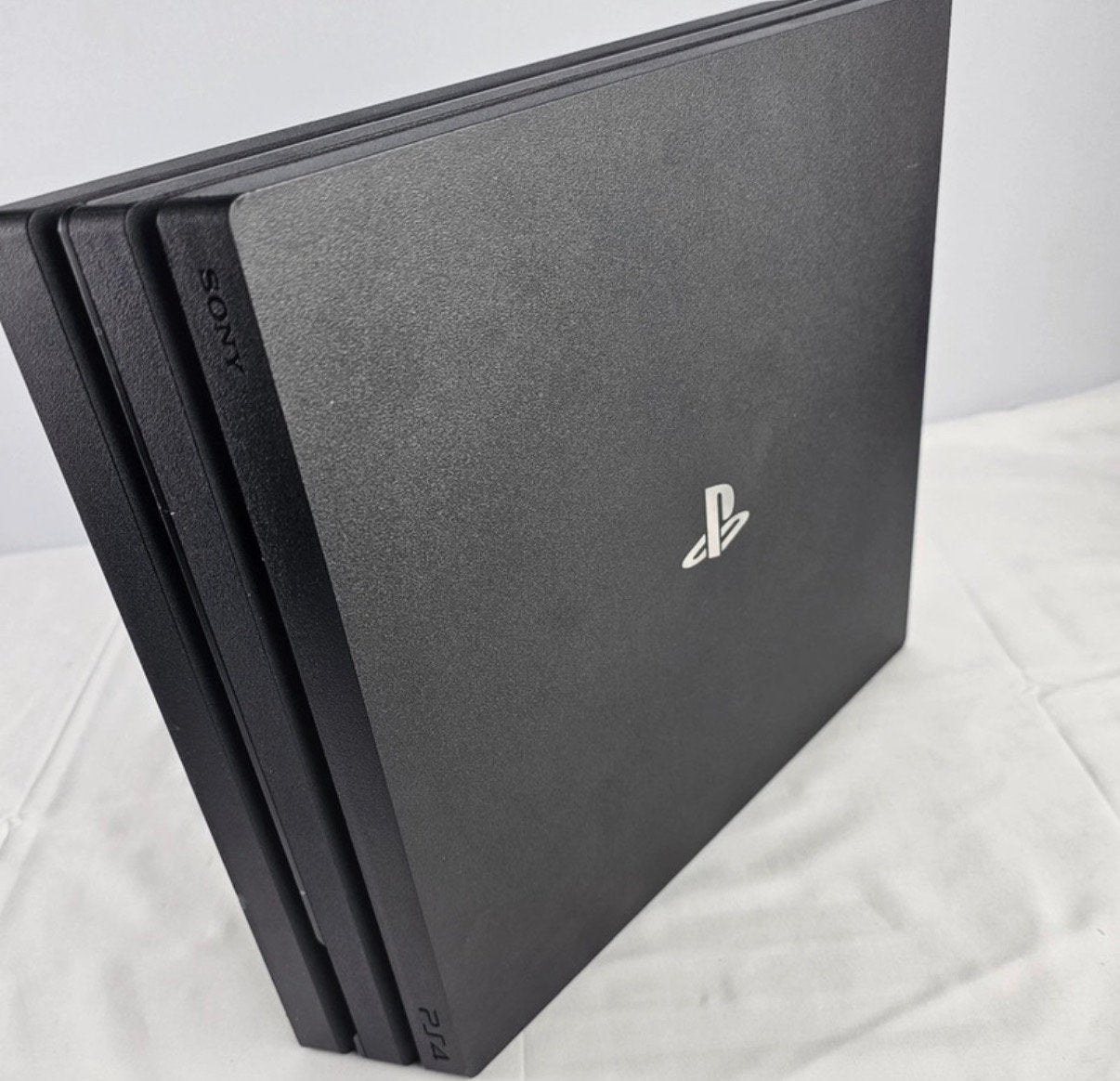 PS4 Pro console zonder controllers, Gebruikt, Ophalen of Verzenden, Zonder controller, 1 TB