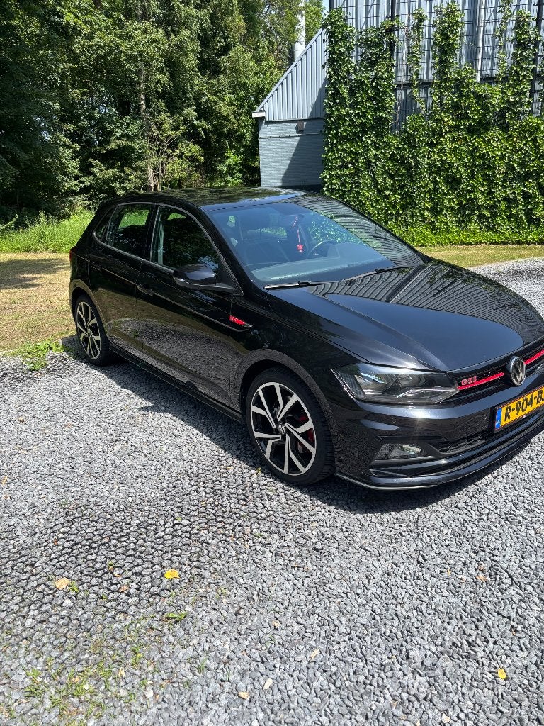 Schade vrije Volkswagen Polo 2.0 TSI 250pk 6-DSG 2020 Zwart, 4 cilinders, 1984 cc, Alcantara, Zwart