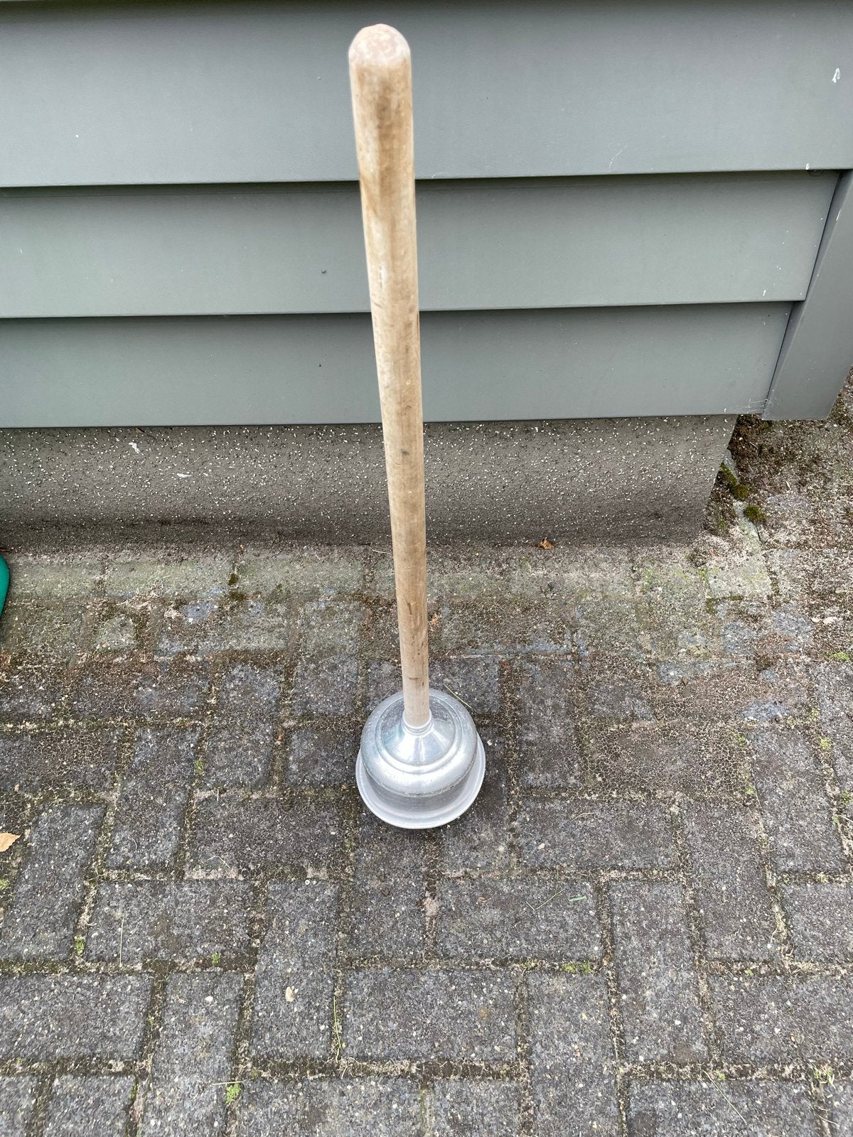 Vintage aluminium wasstamper, Ophalen