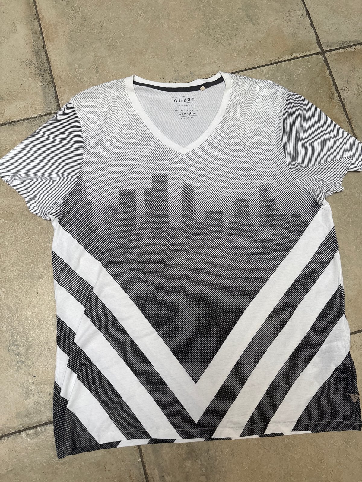 Guess T-shirt XXL - Zo goed als nieuw, Ophalen of Verzenden, Zo goed als nieuw, Overige maten