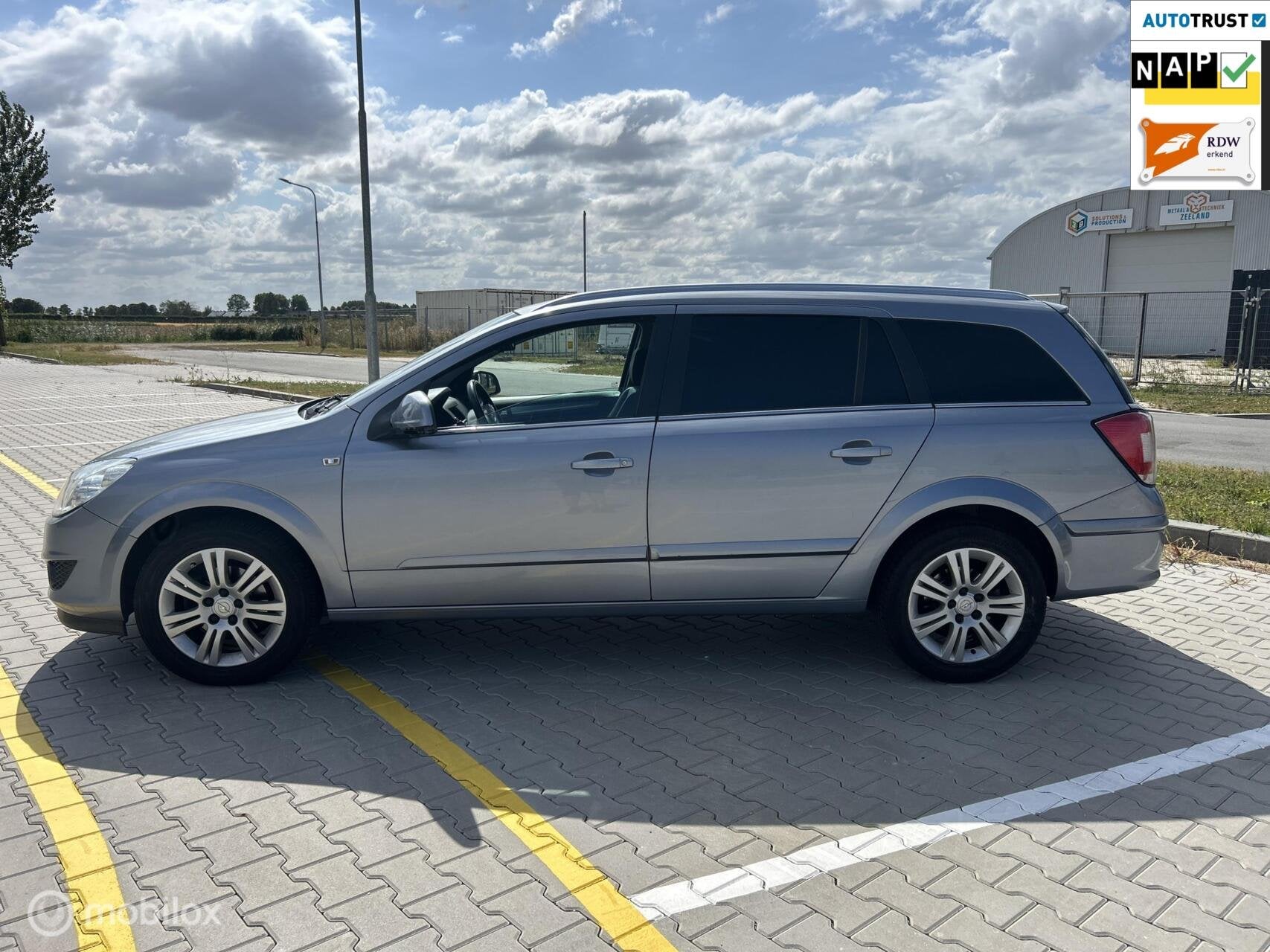 Opel Astra Sports Tourer 1.4 Cosmo|CRUISE CONTR|CAMERA, Voorwielaandrijving, Euro 5, 4 cilinders, 116 pk