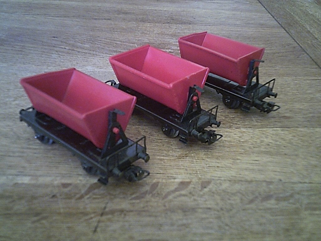 Marklin HO 3 Kiepwagons met kiepstang nr. 4513, Hobby en Vrije tijd, Modeltreinen | H0, Wisselstroom, Gebruikt, Wagon, Ophalen of Verzenden