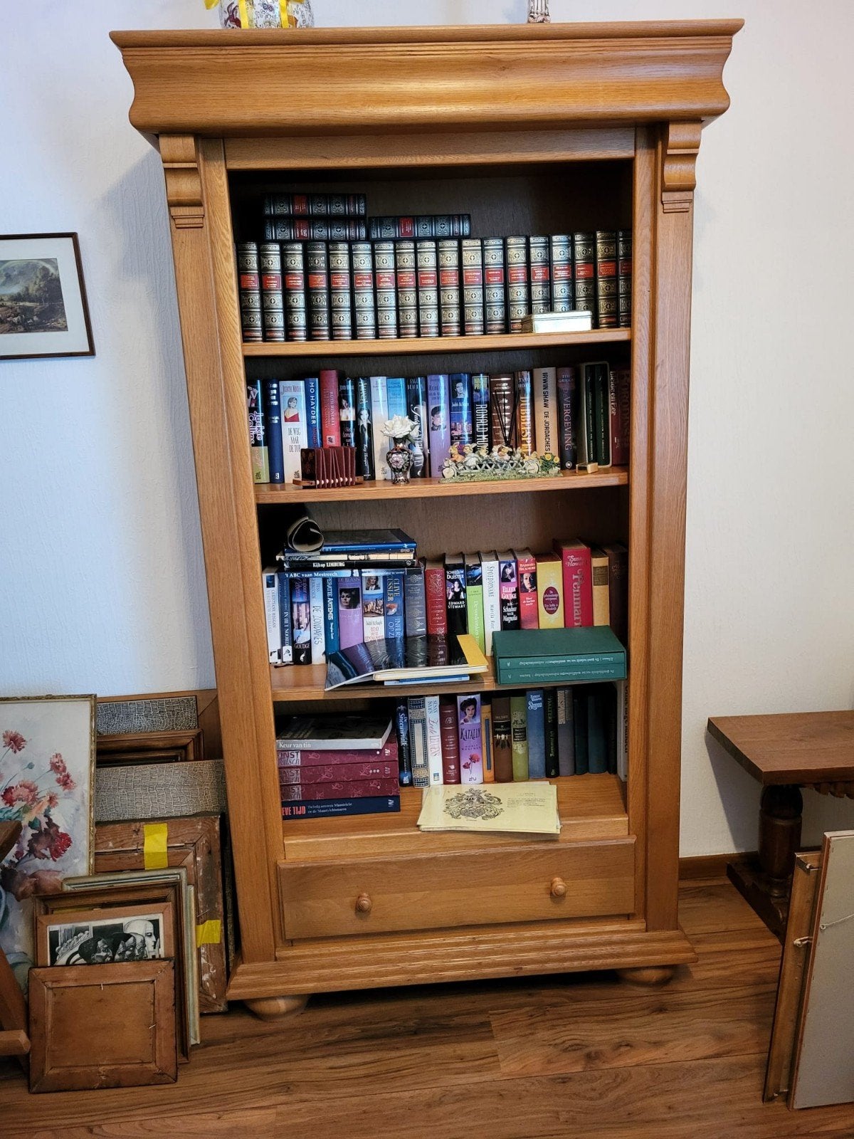 Massief houten boekenkast met lade, Huis en Inrichting, Ophalen