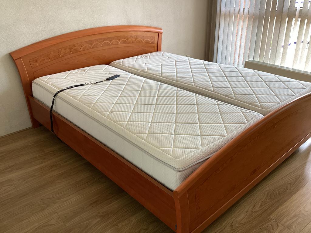Auping Tweepersoonsbed met verstelbare spiraalbodems, Huis en Inrichting, Slaapkamer | Bedden, Ophalen, Bruin, Tweepersoons, Overige maten