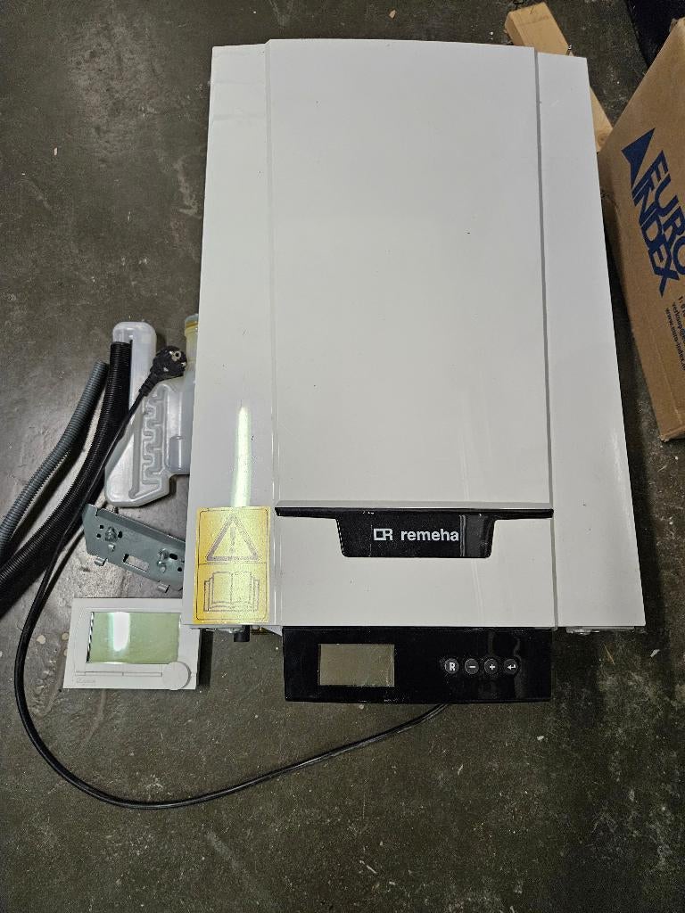 Remeha Tzerra Ace 39C HR CV-ketel (CW5), Doe-het-zelf en Verbouw, Verwarming en Radiatoren, Ophalen, 30 tot 80 cm, Gebruikt, Hoog rendement (Hr)