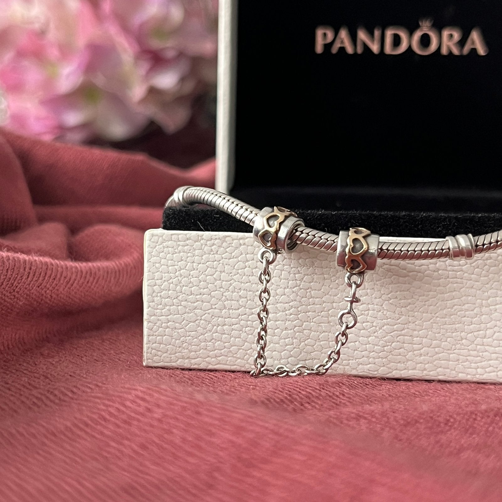 Pandora veiligheidsketting gouden hartjes retired, Ophalen of Verzenden, Zilver, Pandora