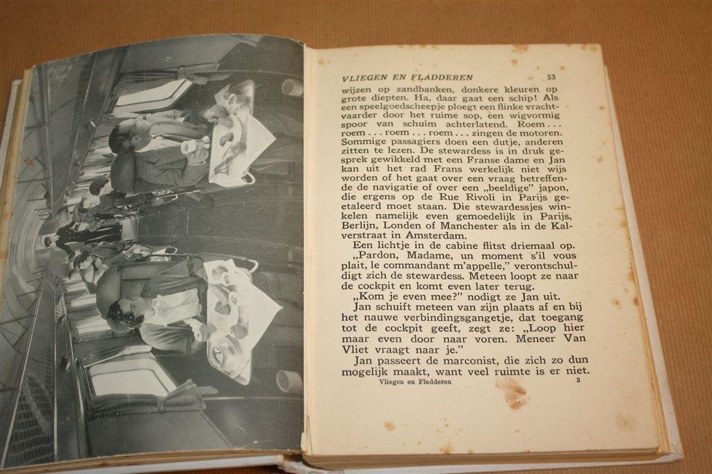 Vliegen en fladderen. Steenderen. Uitg. Kluitman 1939., Boeken, Ophalen of Verzenden, Gelezen
