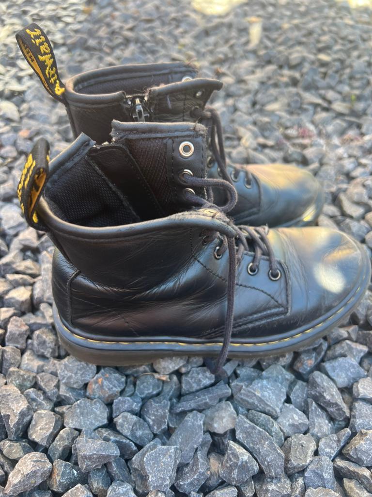 Dr. Martens laarzen maat 32 - Zwart, Ophalen of Verzenden, Gebruikt, Meisje, Laarzen