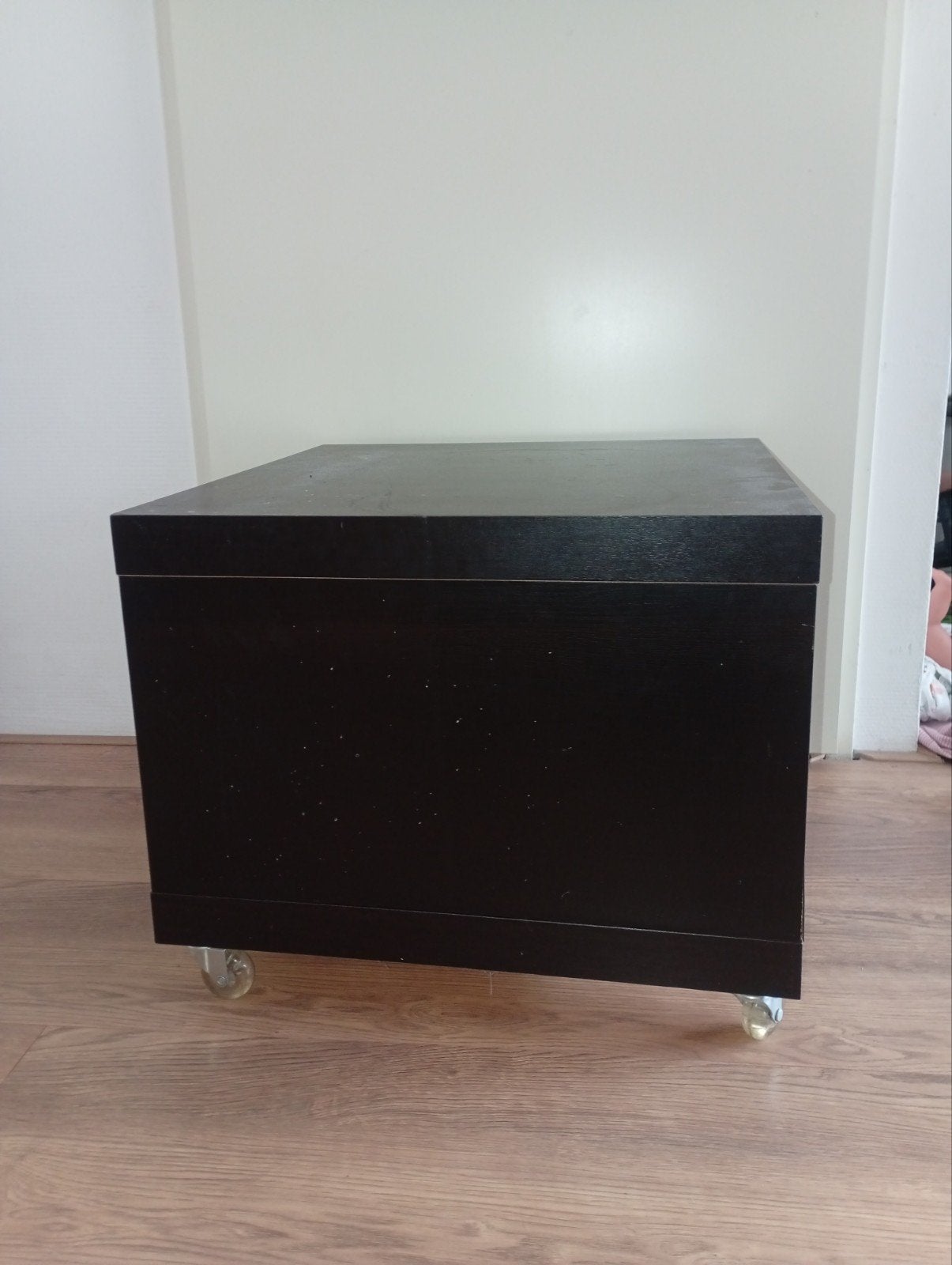 Zwart vierkant salontafeltje, Ophalen, 50 tot 100 cm, 50 tot 75 cm
