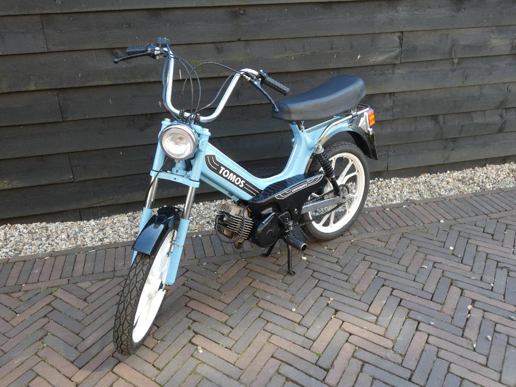 Hele mooie Tomos A52 (project), Ophalen, 65 cc, Zo goed als nieuw, 1 versnellingen