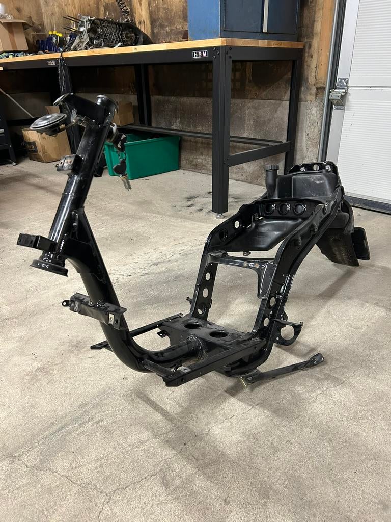 Piaggio zip 2000 125cc a1 gepoedercoat, Motoren, Ophalen of Verzenden