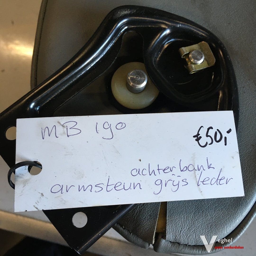 Mercedes w201 Armsteun grijs leder van de achterbank, Gebruikt, -, -, Ophalen of Verzenden