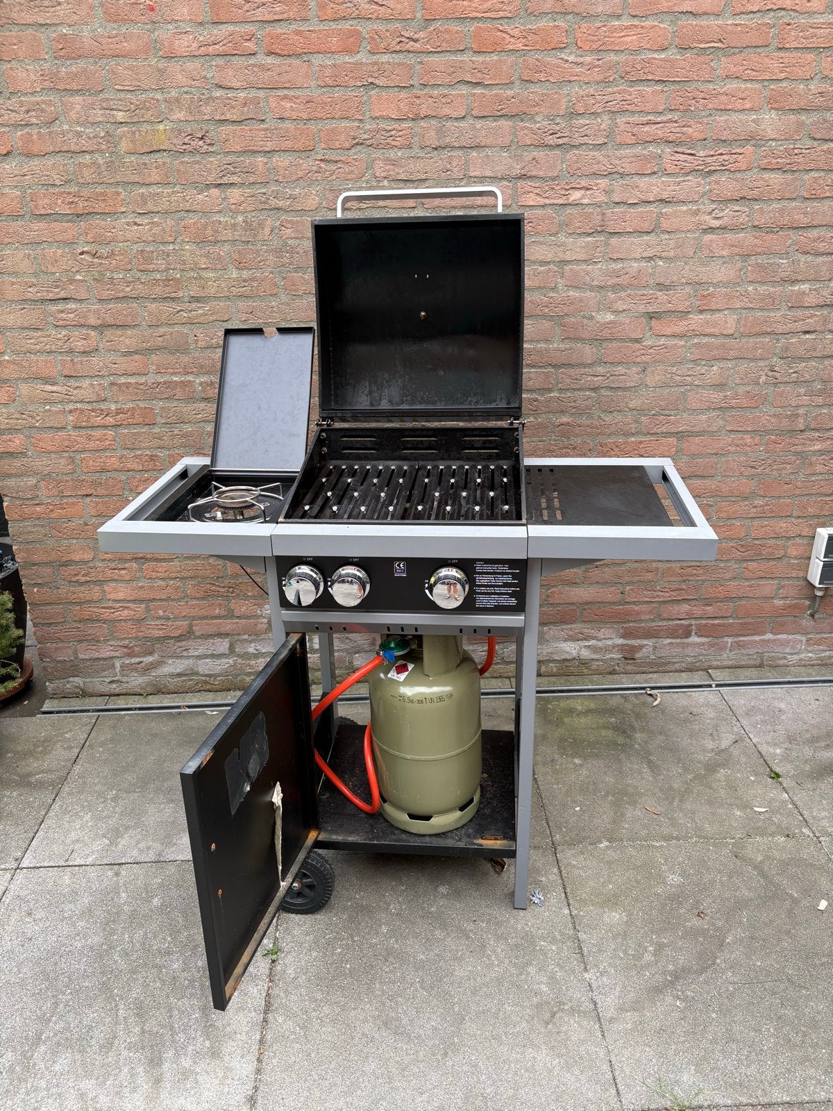 gasbarbecue met zijbrander en wielen, Tuin en Terras, Ophalen, Gebruikt