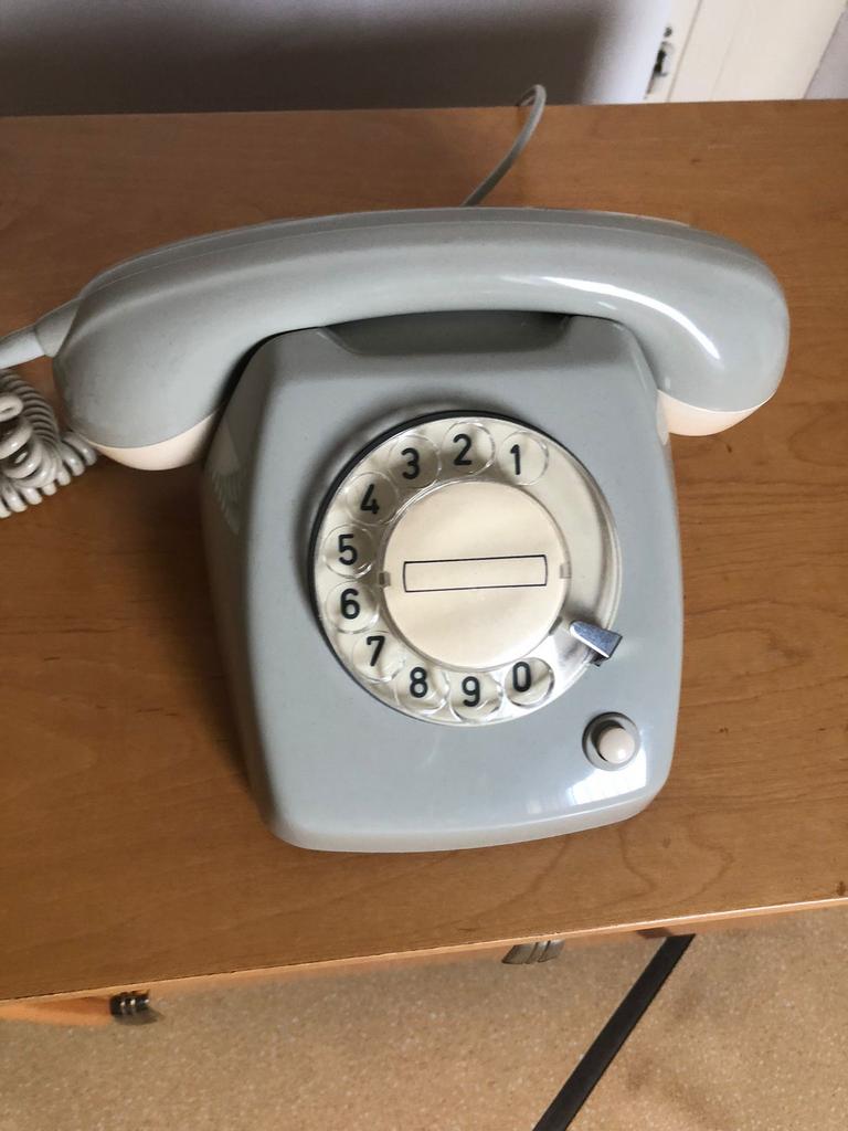 Vintage grijze telefoon PTT type T-65, Ophalen, Zo goed als nieuw