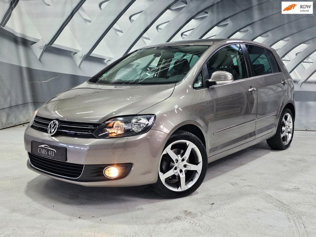 Volkswagen Golf Plus 1.6 TDI Trendline BlueMotion, Auto's, Volkswagen, Euro 5, Gebruikt, 4 cilinders, Bruin