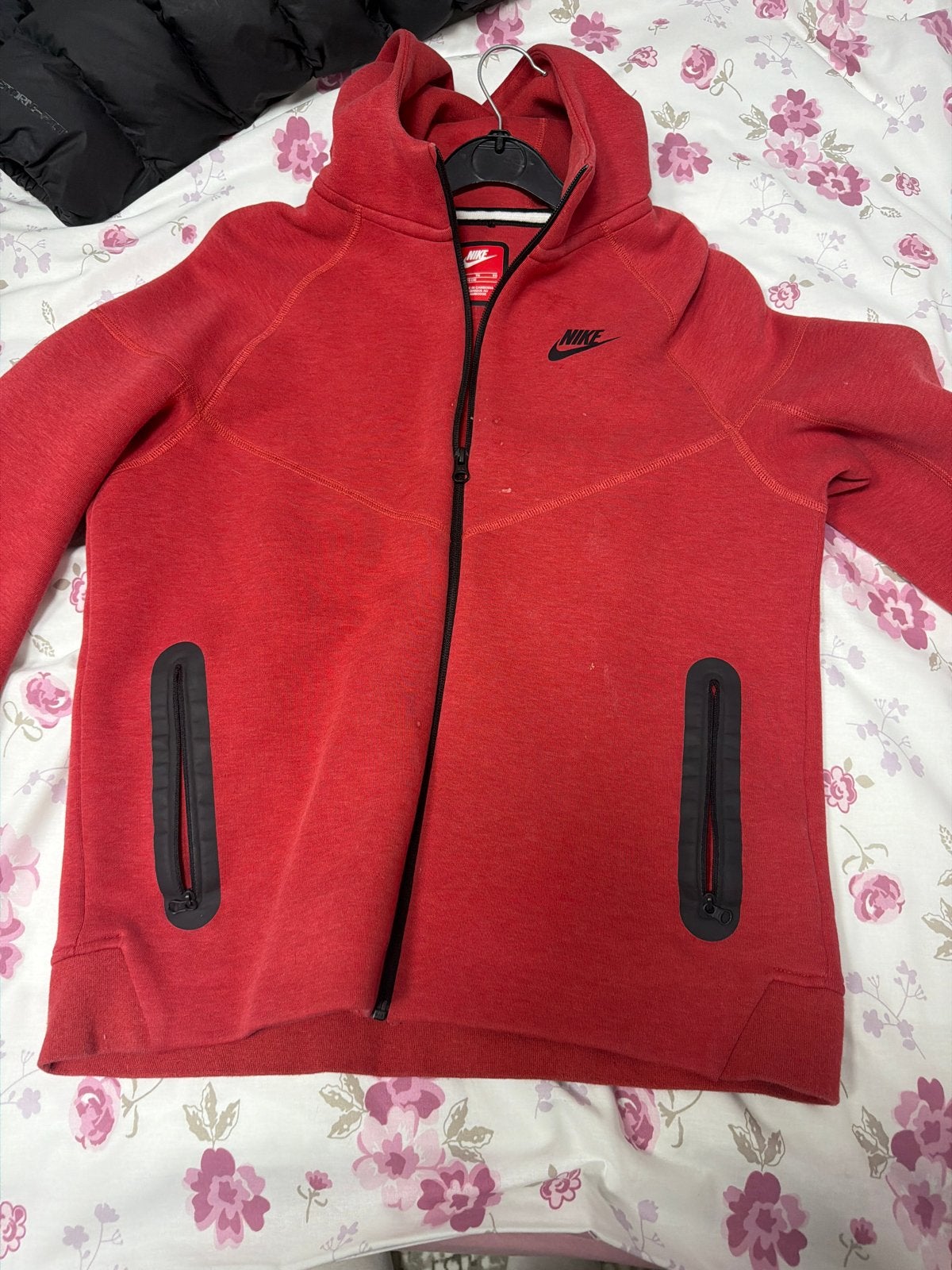 Nike Tech Fleece Hoodie Rood - Maat s, Ophalen of Verzenden, Zo goed als nieuw, Maat 46 (S) of kleiner, Rood