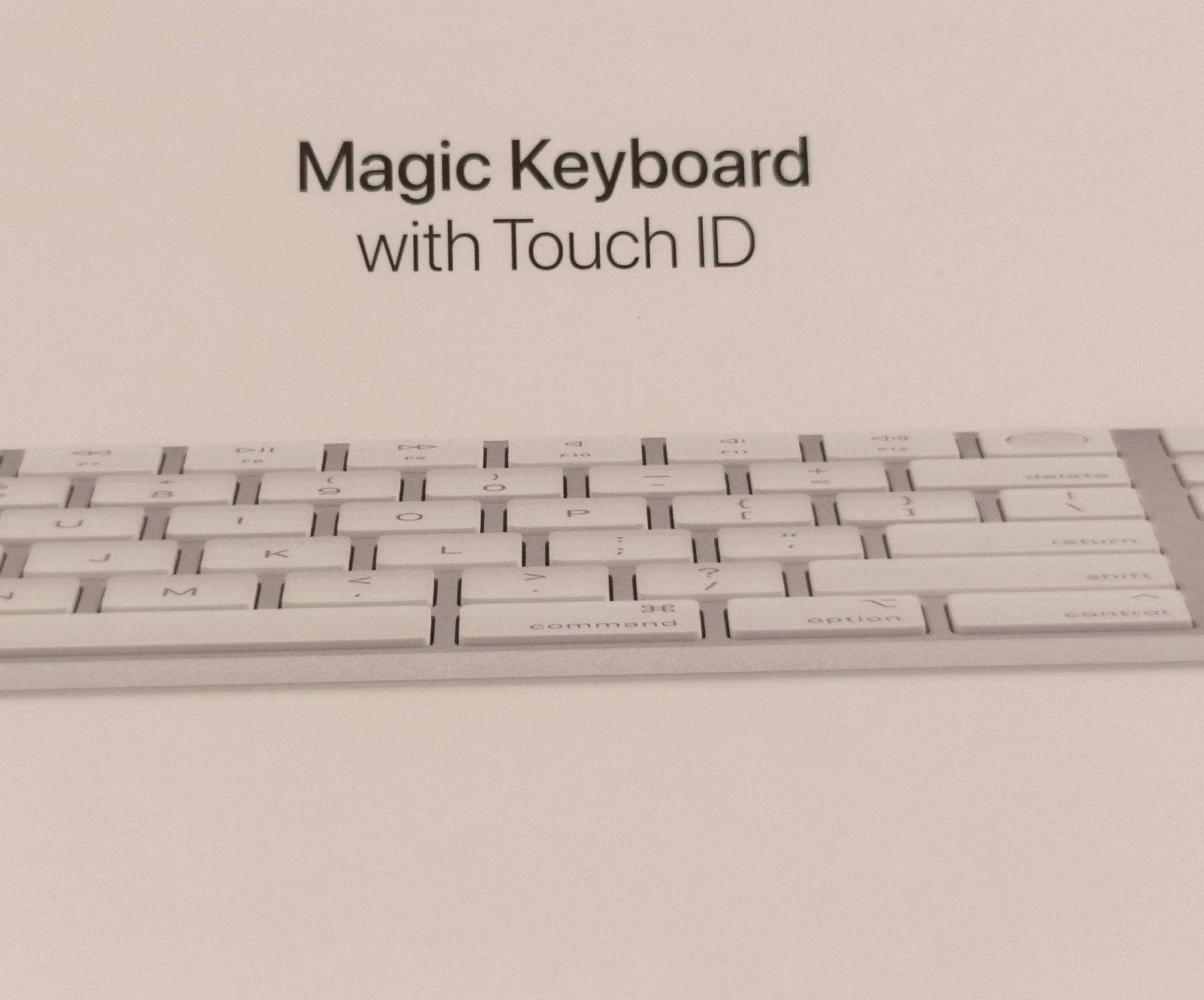 Apple Magic Keyboard met Touch ID en Numeriek Toetsenblok, Numeriek gedeelte, Nieuw, Ophalen of Verzenden, Draadloos