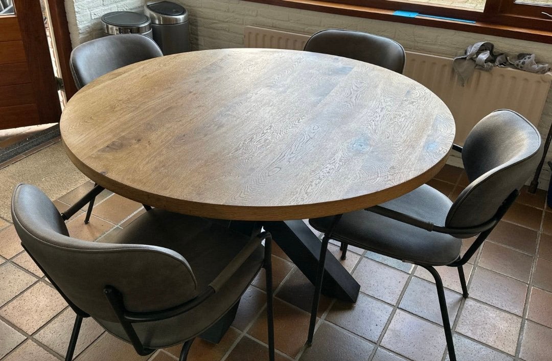 Mooie xooon tafel en 4 stoelen, Ophalen, Gebruikt, Rond, 100 tot 150 cm